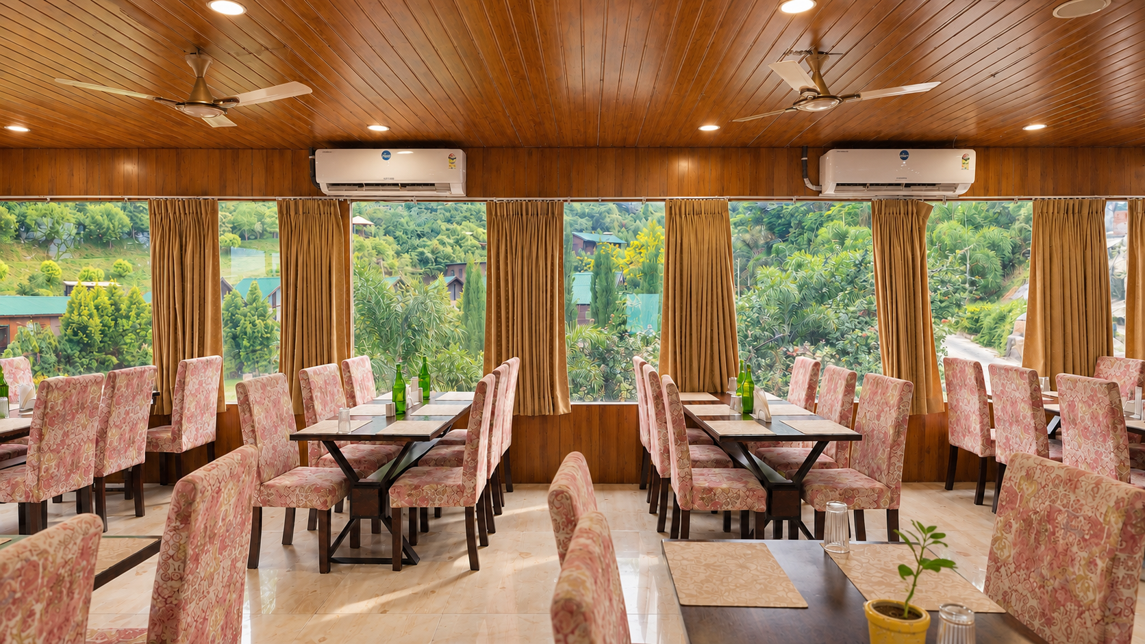 THE RESTAURANT